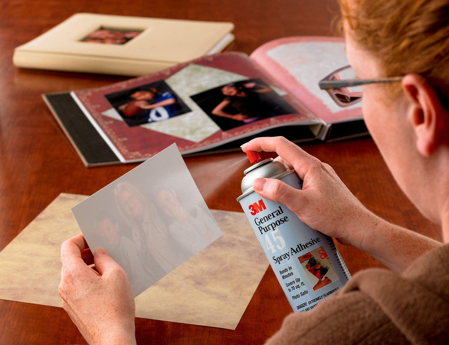 3M Hi-Strength Spray Adhesive 90, 14.6 oz., Industrial Strenght Spray Glue, Dries Clear, Use on Rubber, Glass, Metal, Wood, Foam, Plastic, Cardboard, Fiberglass Insulation, Drywall, and More (90-DSC)